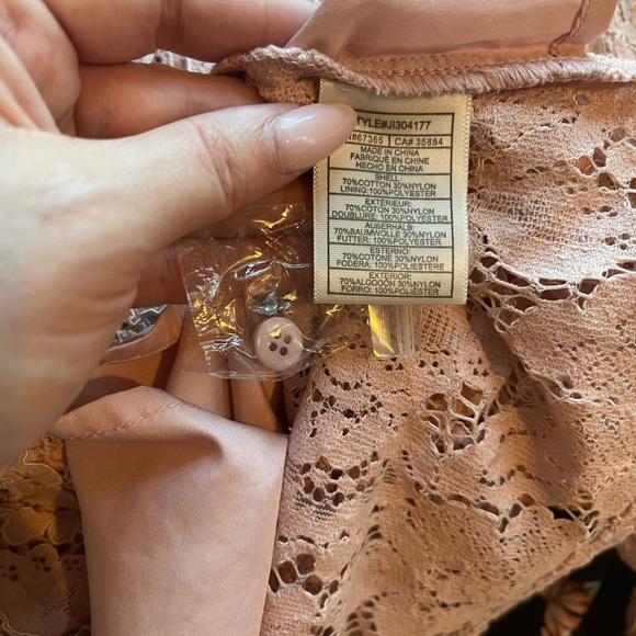 NWT - SZ L Jack by BB Dakota Pink Wild Heart Lace Top! - Picture 5 of 8